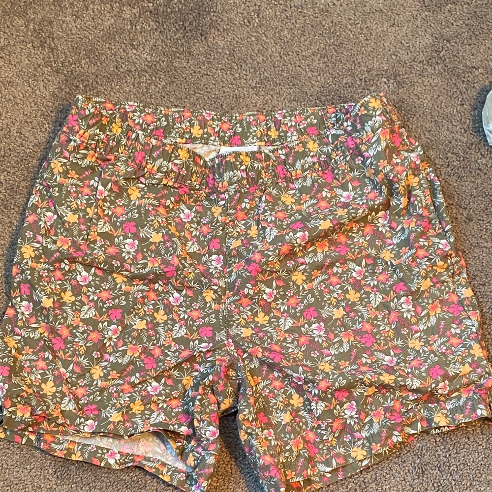 Columbia Floral Shorts - Multicolor